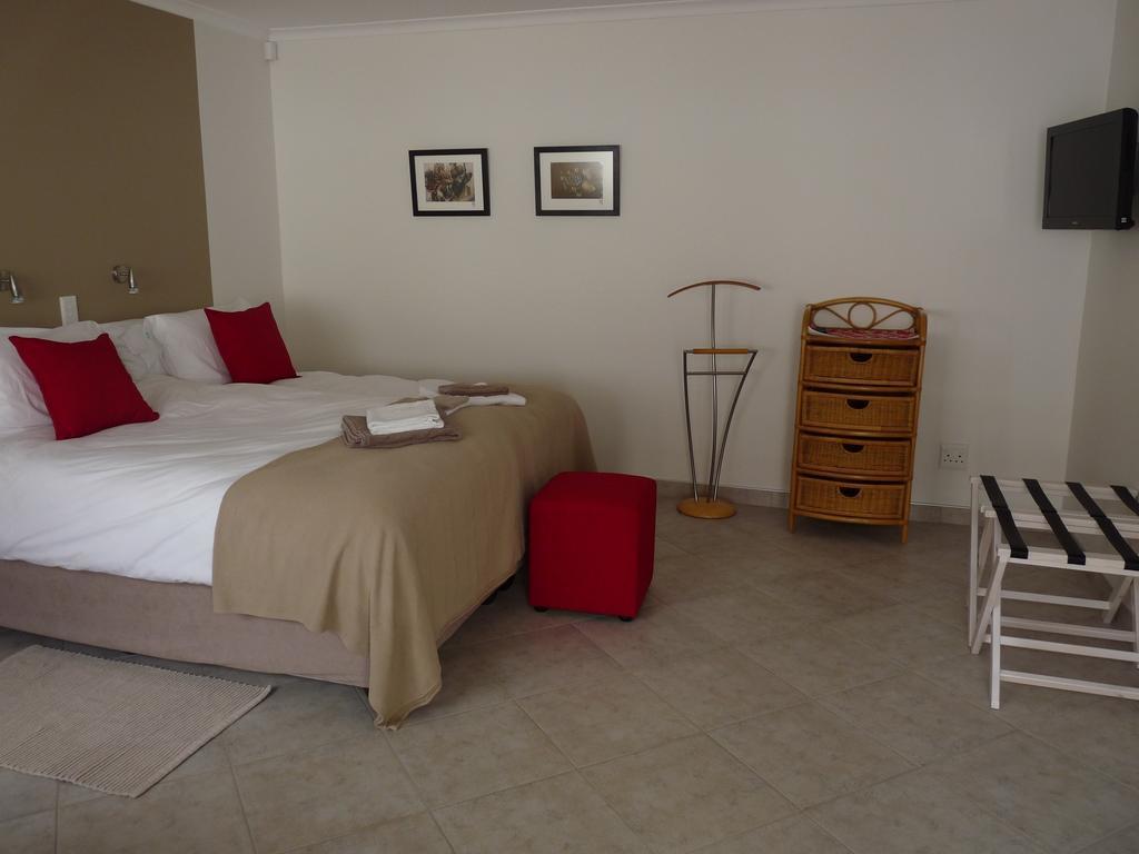Meike'S Guesthouse Swakopmund Exterior photo