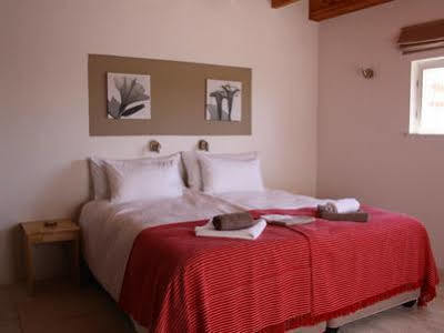 Meike'S Guesthouse Swakopmund Exterior photo